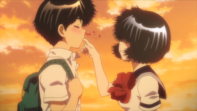 Akira fica excessivamente estimulado enquanto experimenta a saliva de sua namorada em uma cena do anime Mysterious Girlfriend X TV.